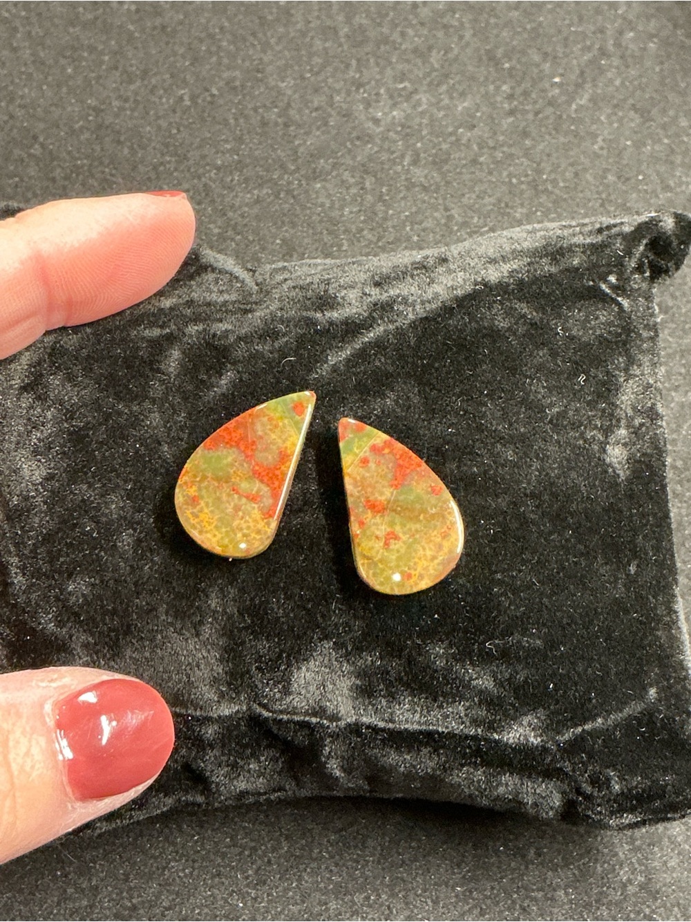 Teardrop Multicolor Bloodstone Pair Loose Cobachons